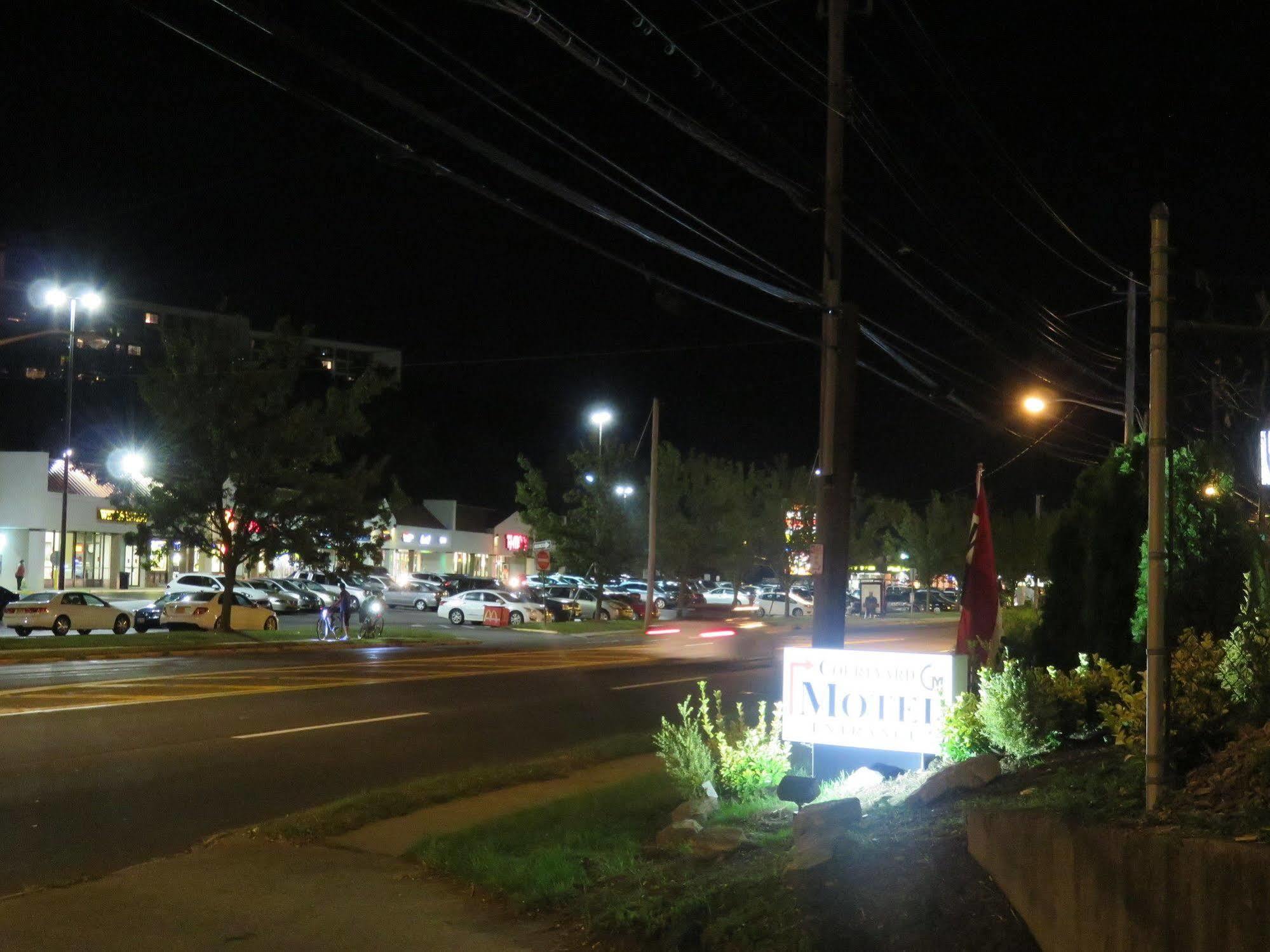Central Motel Courtyard ไวท์เพลนส์ ภายนอก รูปภาพ