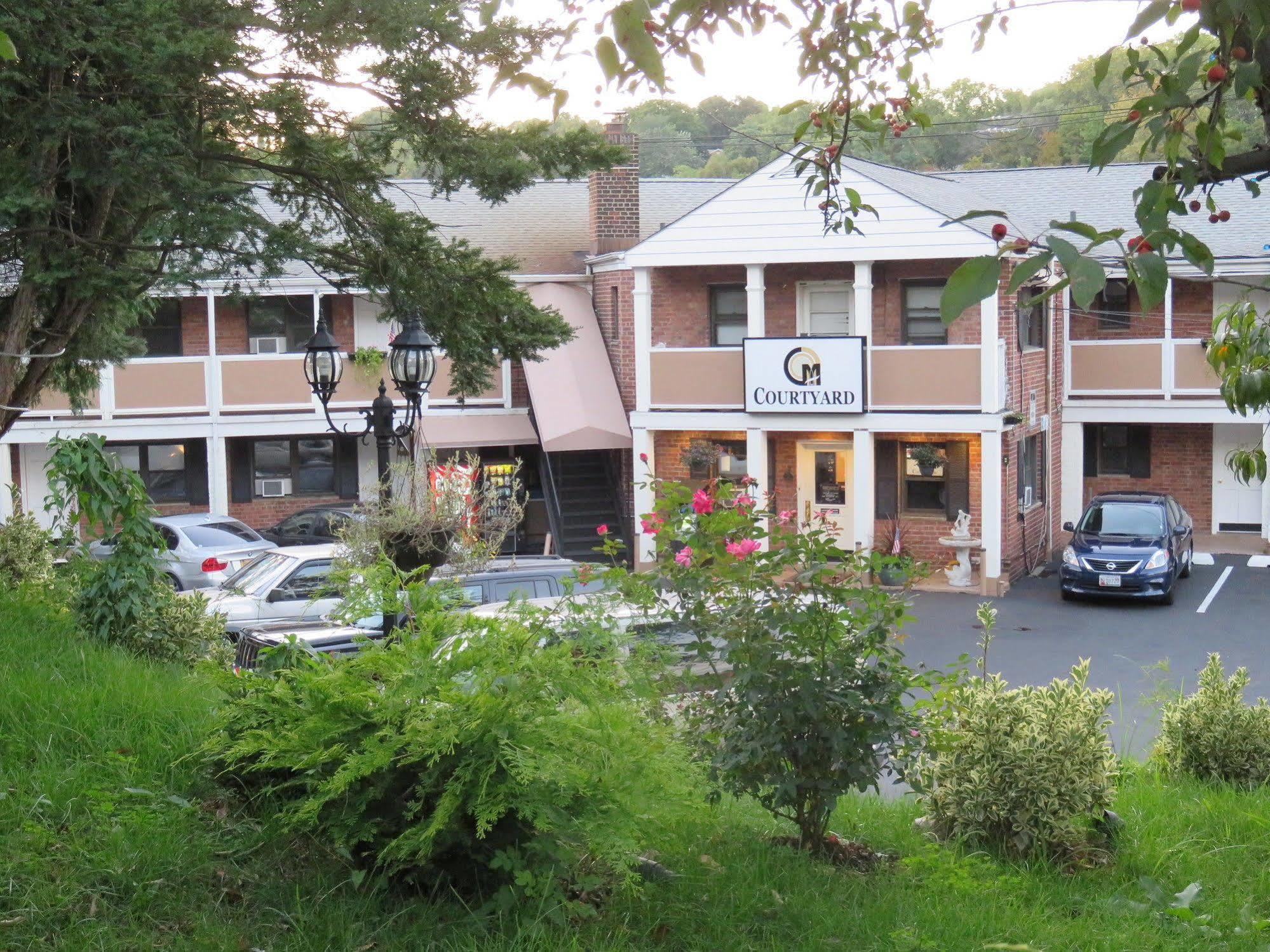 Central Motel Courtyard ไวท์เพลนส์ ภายนอก รูปภาพ